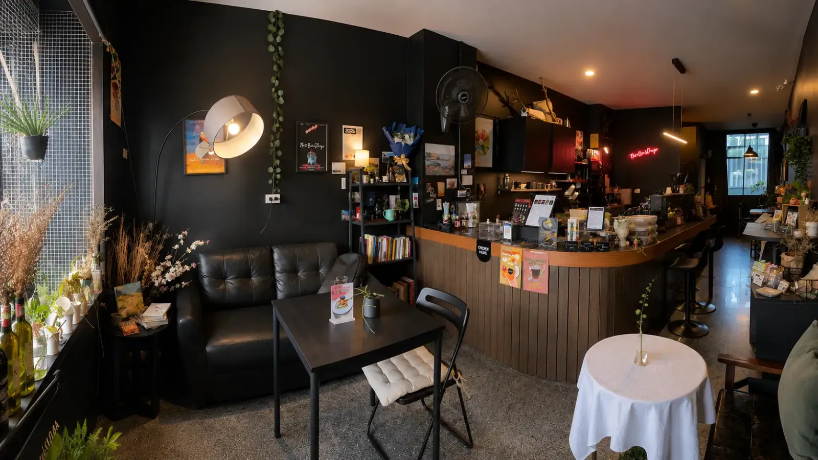 Not Bad Days Coffee atmosphere